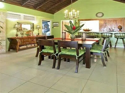 Paradise Beachfront Villas Rio Bueno Hotel